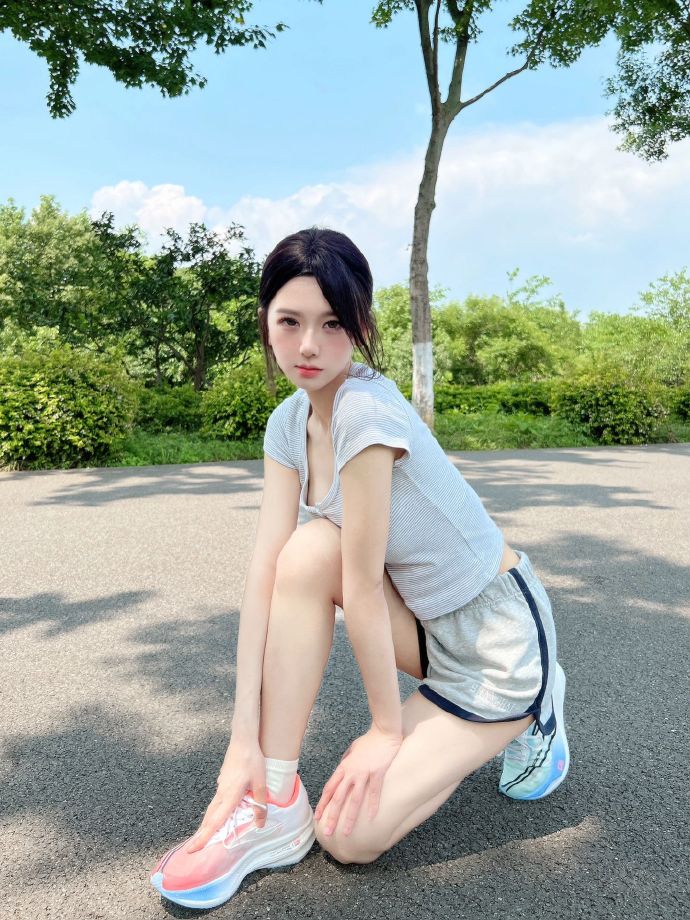 春光乍泄