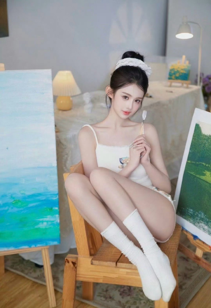 借东西的小人阿莉埃蒂 封面