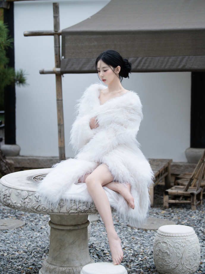 后窗 封面